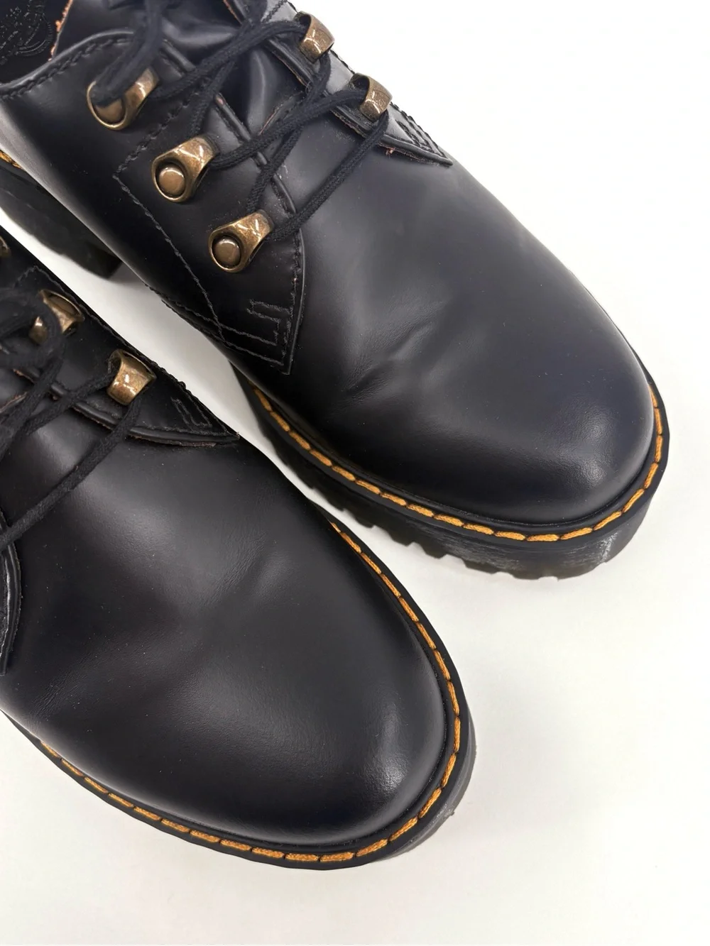 Dr. Martens Leona Lo Black Leather Platform Heeled Oxford Shoes 9
